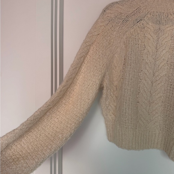 Aritzia Sunday Best Cream Cable Knit Cropped Sweater - Picture 7 of 7